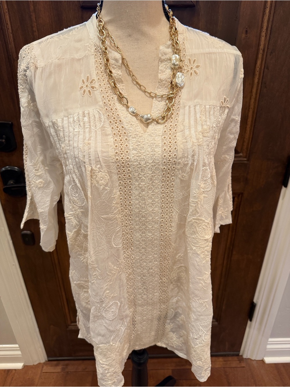 Johnny Was Women’s Cream Embroidered BoHo V-Neck Tunic Top